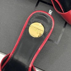 Saint Laurent /圣罗兰26WF新品一字带透明跟方头粗跟拖鞋方头廓形利落又高级透明粗跟稳当显 Saint Laurent /圣罗兰26WF新品一字带透明跟方头粗跟拖鞋方头廓形利落又高级透明粗跟稳当显