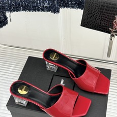 Saint Laurent /圣罗兰26WF新品一字带透明跟方头粗跟拖鞋方头廓形利落又高级透明粗跟稳当显 Saint Laurent /圣罗兰26WF新品一字带透明跟方头粗跟拖鞋方头廓形利落又高级透明粗跟稳当显
