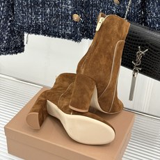 Gianvito Rossi 26WF秋冬新品圆头复古拼接粗跟短靴长靴复古圆头复刻经典感异材拼接质感出众 Gianvito Rossi 26WF秋冬新品圆头复古拼接粗跟短靴长靴复古圆头复刻经典感异材拼接质感出众
