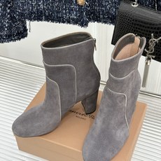 Gianvito Rossi 26WF秋冬新品圆头复古拼接粗跟短靴长靴复古圆头复刻经典感异材拼接质感出众 Gianvito Rossi 26WF秋冬新品圆头复古拼接粗跟短靴长靴复古圆头复刻经典感异材拼接质感出众