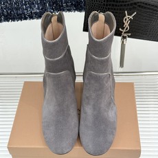 Gianvito Rossi 26WF秋冬新品圆头复古拼接粗跟短靴长靴复古圆头复刻经典感异材拼接质感出众 Gianvito Rossi 26WF秋冬新品圆头复古拼接粗跟短靴长靴复古圆头复刻经典感异材拼接质感出众