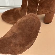Gianvito Rossi 26WF秋冬新品圆头复古拼接粗跟短靴长靴复古圆头复刻经典感异材拼接质感出众 Gianvito Rossi 26WF秋冬新品圆头复古拼接粗跟短靴长靴复古圆头复刻经典感异材拼接质感出众
