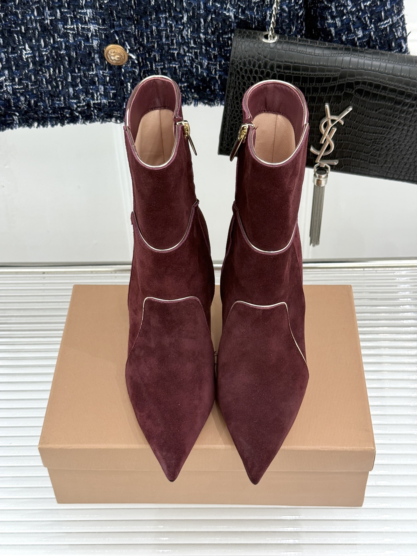 Gianvito Rossi 26WF秋冬新品尖头复古拼接细跟高跟短靴长靴复古拼接重塑尖头格调细高跟撑起