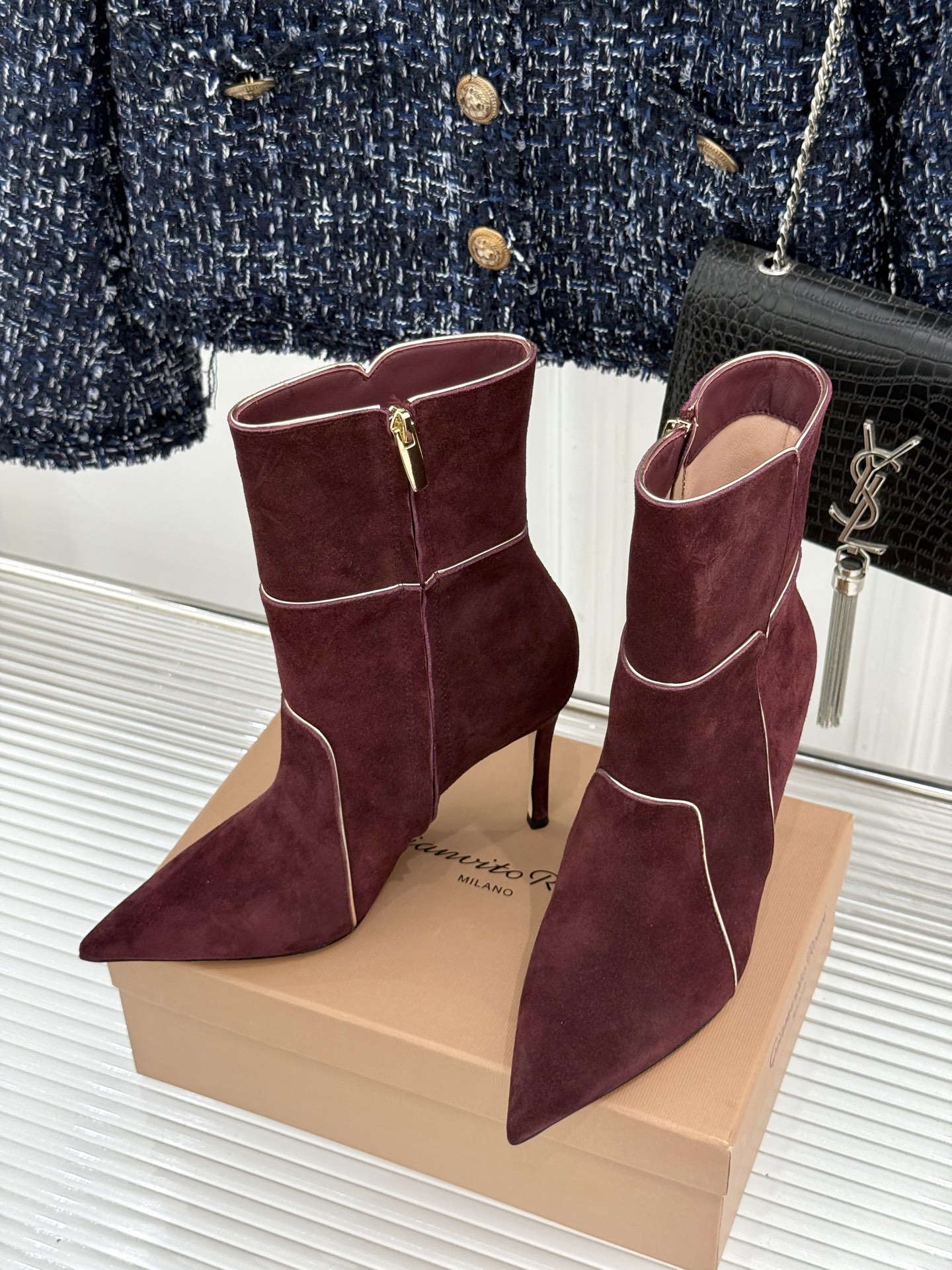 Gianvito Rossi 26WF秋冬新品尖头复古拼接细跟高跟短靴长靴复古拼接重塑尖头格调细高跟撑起