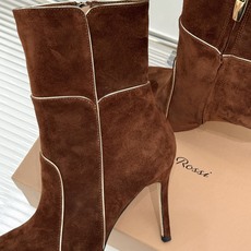 Gianvito Rossi 26WF秋冬新品尖头复古拼接细跟高跟短靴长靴复古拼接重塑尖头格调细高跟撑起 Gianvito Rossi 26WF秋冬新品尖头复古拼接细跟高跟短靴长靴复古拼接重塑尖头格调细高跟撑起