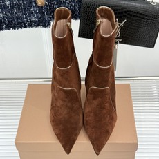 Gianvito Rossi 26WF秋冬新品尖头复古拼接细跟高跟短靴长靴复古拼接重塑尖头格调细高跟撑起 Gianvito Rossi 26WF秋冬新品尖头复古拼接细跟高跟短靴长靴复古拼接重塑尖头格调细高跟撑起