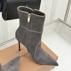 Gianvito Rossi 26WF秋冬新品尖头复古拼接细跟高跟短靴长靴复古拼接重塑尖头格调细高跟撑起 Gianvito Rossi 26WF秋冬新品尖头复古拼接细跟高跟短靴长靴复古拼接重塑尖头格调细高跟撑起