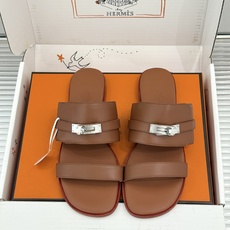 (配原版飞机盒)Hermès/爱马仕26WF新品Kelly扣一字带拖鞋夏日衣橱的点睛之笔质感经得住反复打 (配原版飞机盒)Hermès/爱马仕26WF新品Kelly扣一字带拖鞋夏日衣橱的点睛之笔质感经得住反复打