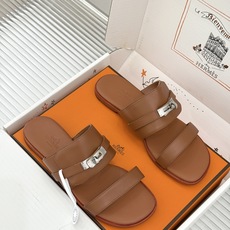 (配原版飞机盒)Hermès/爱马仕26WF新品Kelly扣一字带拖鞋夏日衣橱的点睛之笔质感经得住反复打 (配原版飞机盒)Hermès/爱马仕26WF新品Kelly扣一字带拖鞋夏日衣橱的点睛之笔质感经得住反复打