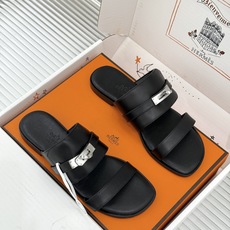 (配原版飞机盒)Hermès/爱马仕26WF新品Kelly扣一字带拖鞋夏日衣橱的点睛之笔质感经得住反复打 (配原版飞机盒)Hermès/爱马仕26WF新品Kelly扣一字带拖鞋夏日衣橱的点睛之笔质感经得住反复打