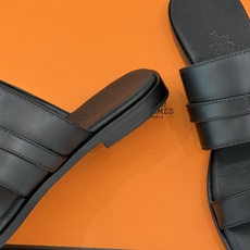 (配原版飞机盒)Hermès/爱马仕26WF新品Kelly扣一字带拖鞋夏日衣橱的点睛之笔质感经得住反复打 (配原版飞机盒)Hermès/爱马仕26WF新品Kelly扣一字带拖鞋夏日衣橱的点睛之笔质感经得住反复打