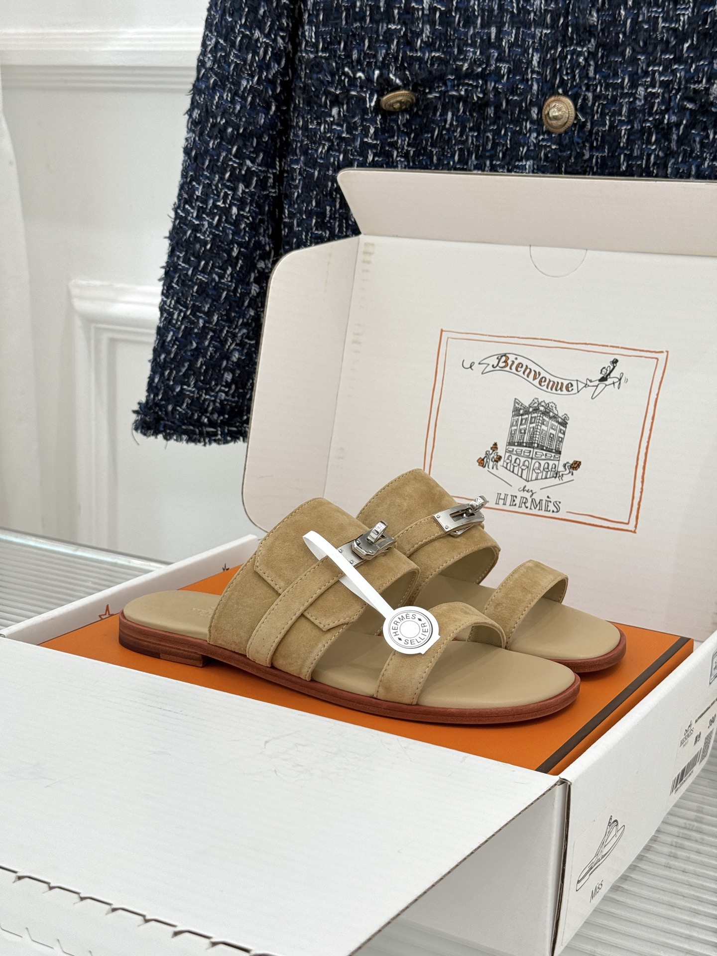 （配原版飞机盒）Hermès/爱马仕26WF新品Kelly扣一字带拖鞋夏日衣橱的点睛之笔质感经得住反复打