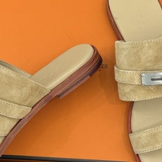 (配原版飞机盒)Hermès/爱马仕26WF新品Kelly扣一字带拖鞋夏日衣橱的点睛之笔质感经得住反复打 (配原版飞机盒)Hermès/爱马仕26WF新品Kelly扣一字带拖鞋夏日衣橱的点睛之笔质感经得住反复打