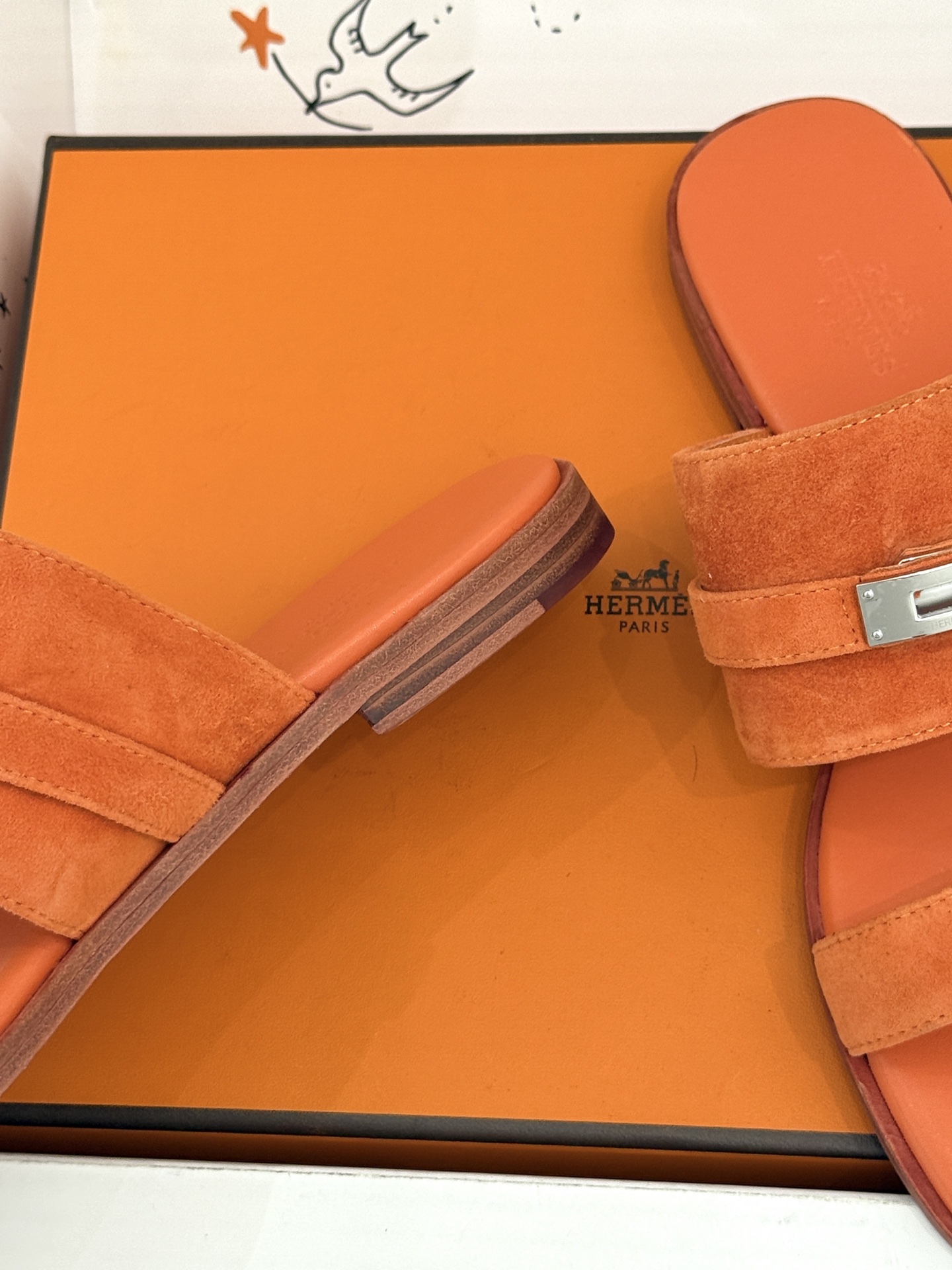 （配原版飞机盒）Hermès/爱马仕26WF新品Kelly扣一字带拖鞋夏日衣橱的点睛之笔质感经得住反复打