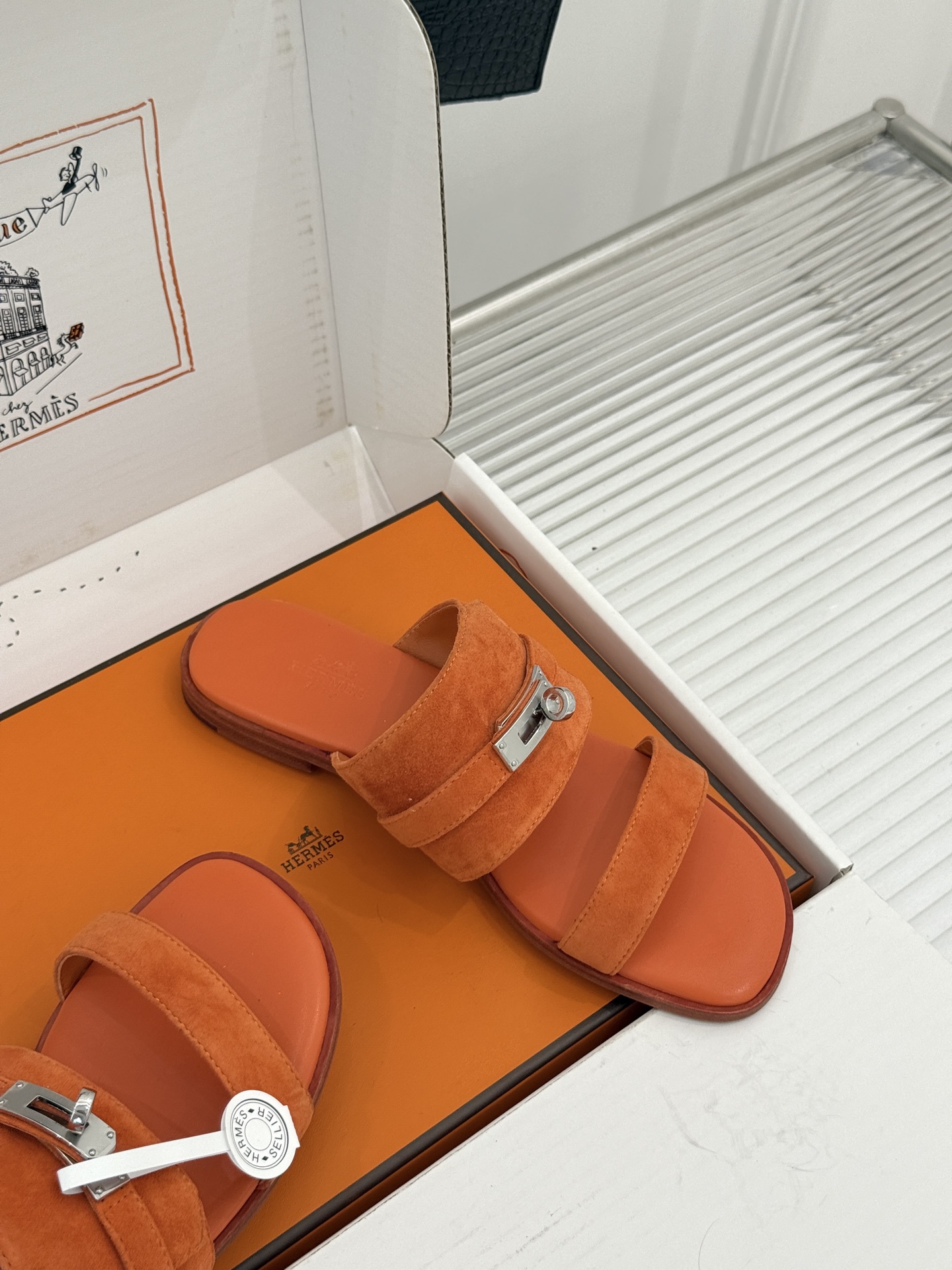 （配原版飞机盒）Hermès/爱马仕26WF新品Kelly扣一字带拖鞋夏日衣橱的点睛之笔质感经得住反复打