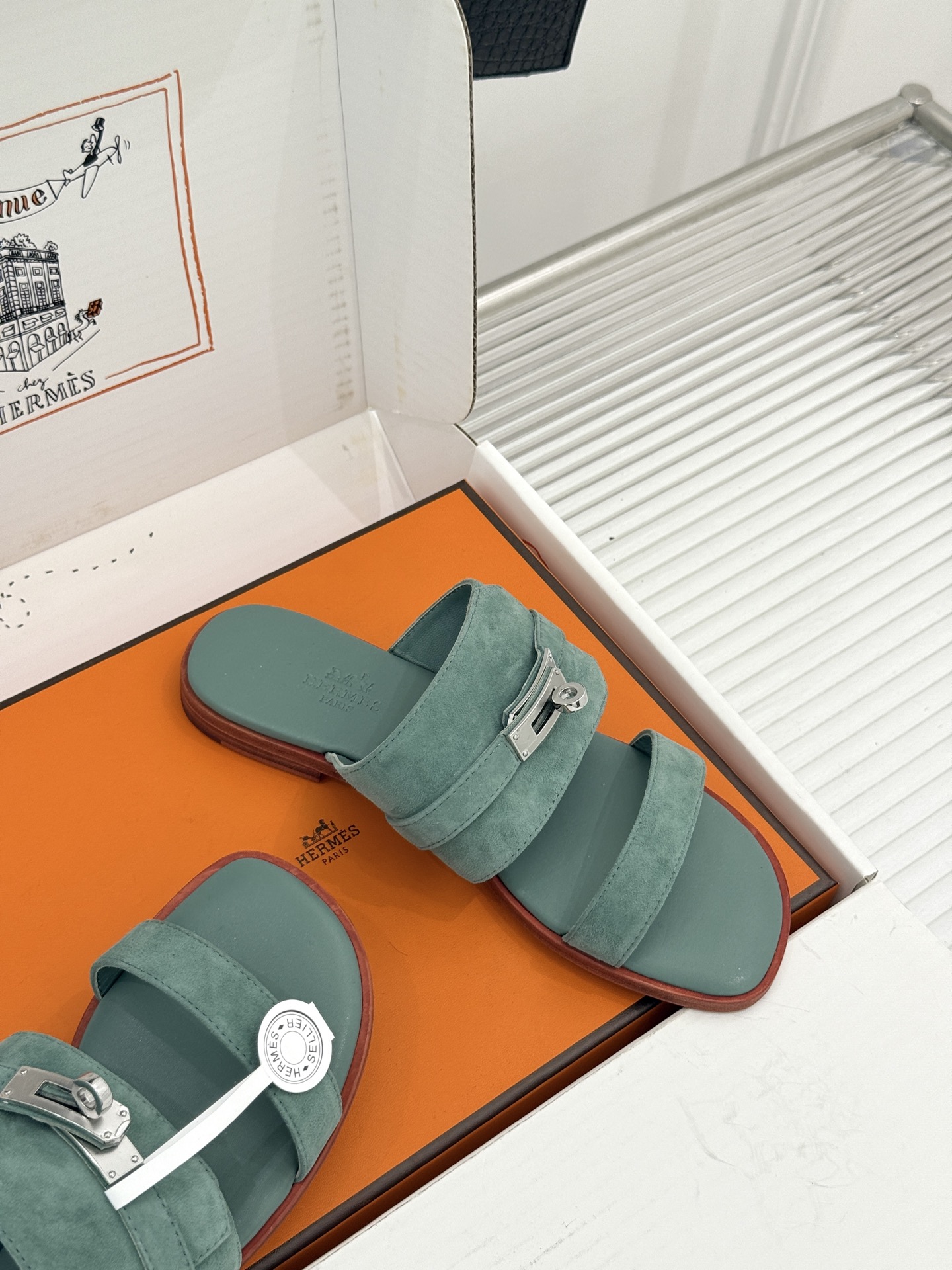 （配原版飞机盒）Hermès/爱马仕26WF新品Kelly扣一字带拖鞋夏日衣橱的点睛之笔质感经得住反复打