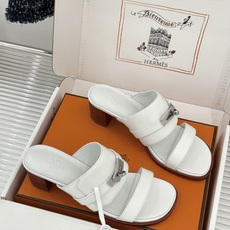 (配原版飞机盒)Hermès/爱马仕26WF新品Kelly扣一字带拖鞋夏日衣橱的点睛之笔质感经得住反复打 (配原版飞机盒)Hermès/爱马仕26WF新品Kelly扣一字带拖鞋夏日衣橱的点睛之笔质感经得住反复打