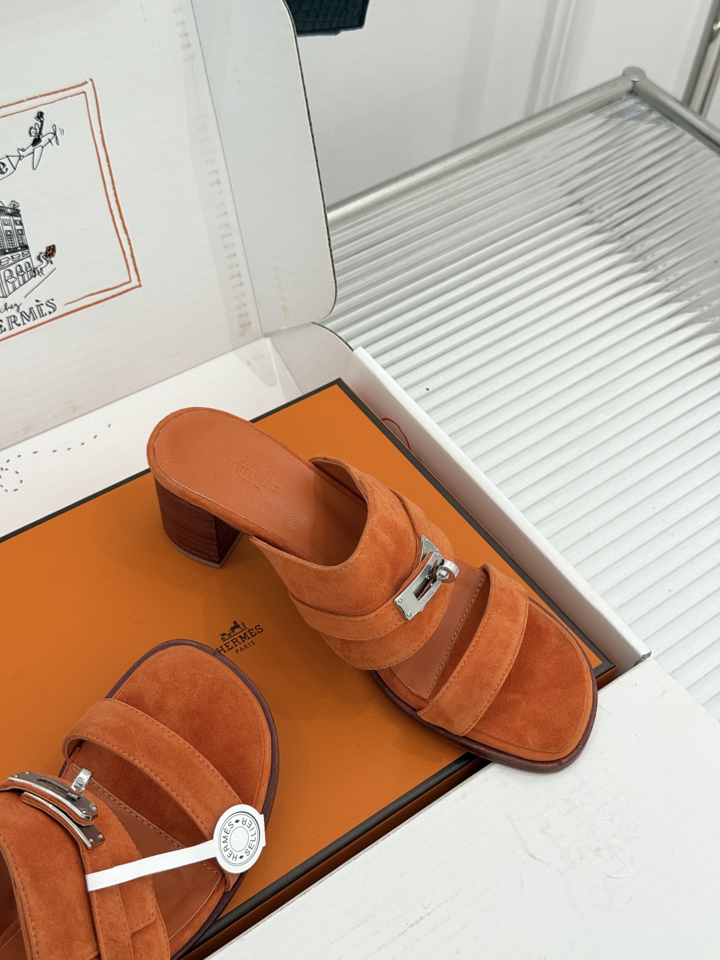 （配原版飞机盒）Hermès/爱马仕26WF新品Kelly扣一字带拖鞋夏日衣橱的点睛之笔质感经得住反复打