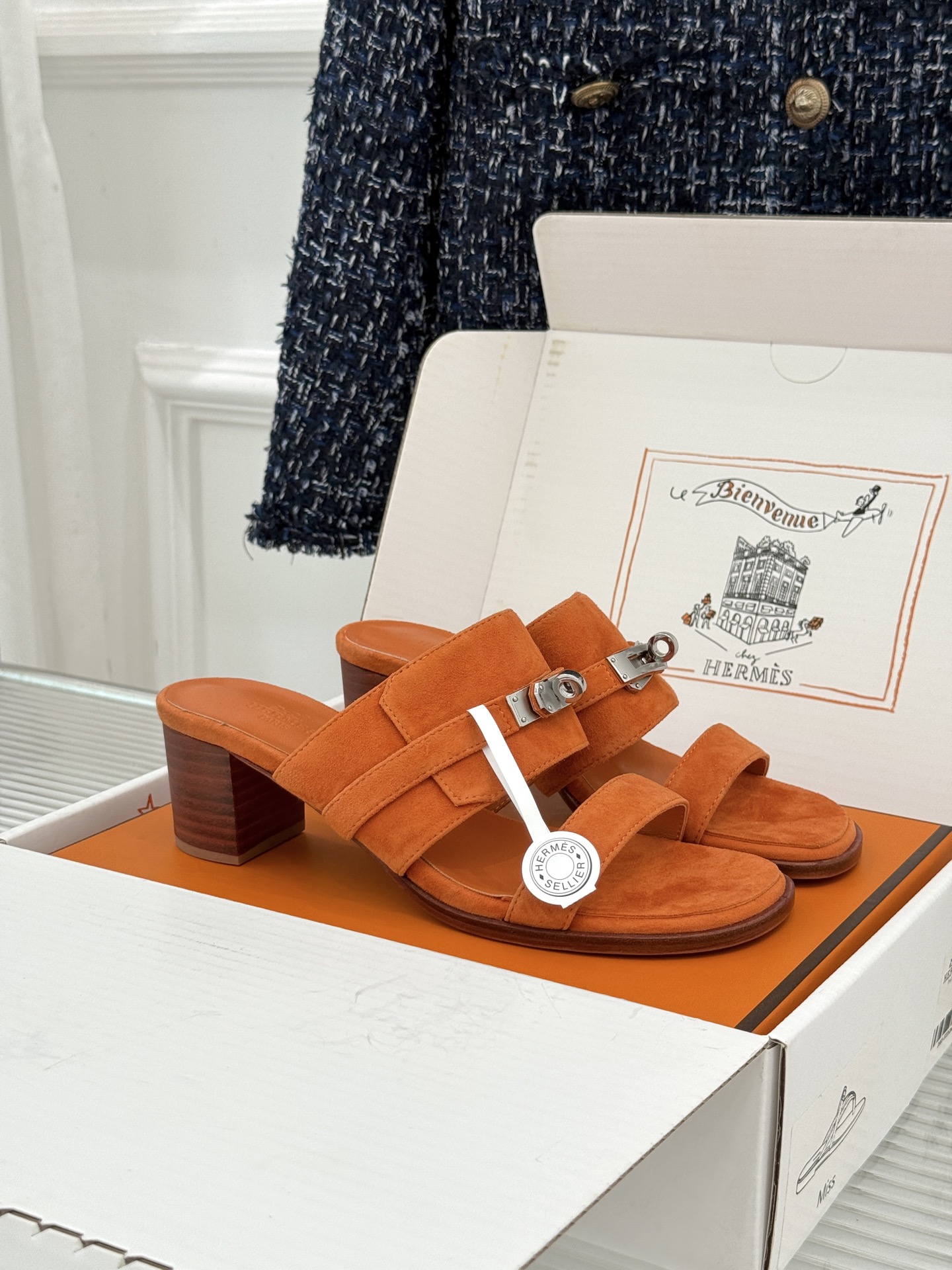 （配原版飞机盒）Hermès/爱马仕26WF新品Kelly扣一字带拖鞋夏日衣橱的点睛之笔质感经得住反复打