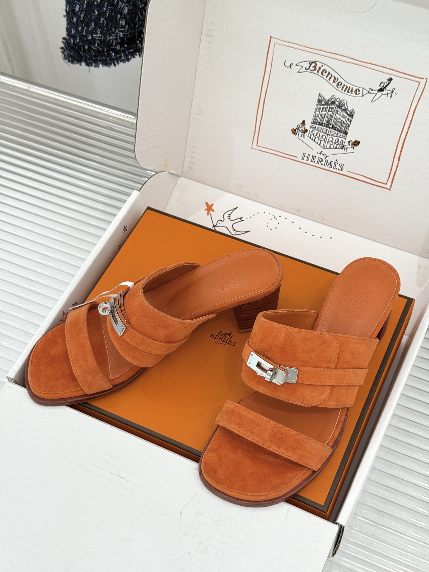 （配原版飞机盒）Hermès/爱马仕26WF新品Kelly扣一字带拖鞋夏日衣橱的点睛之笔质感经得住反复打