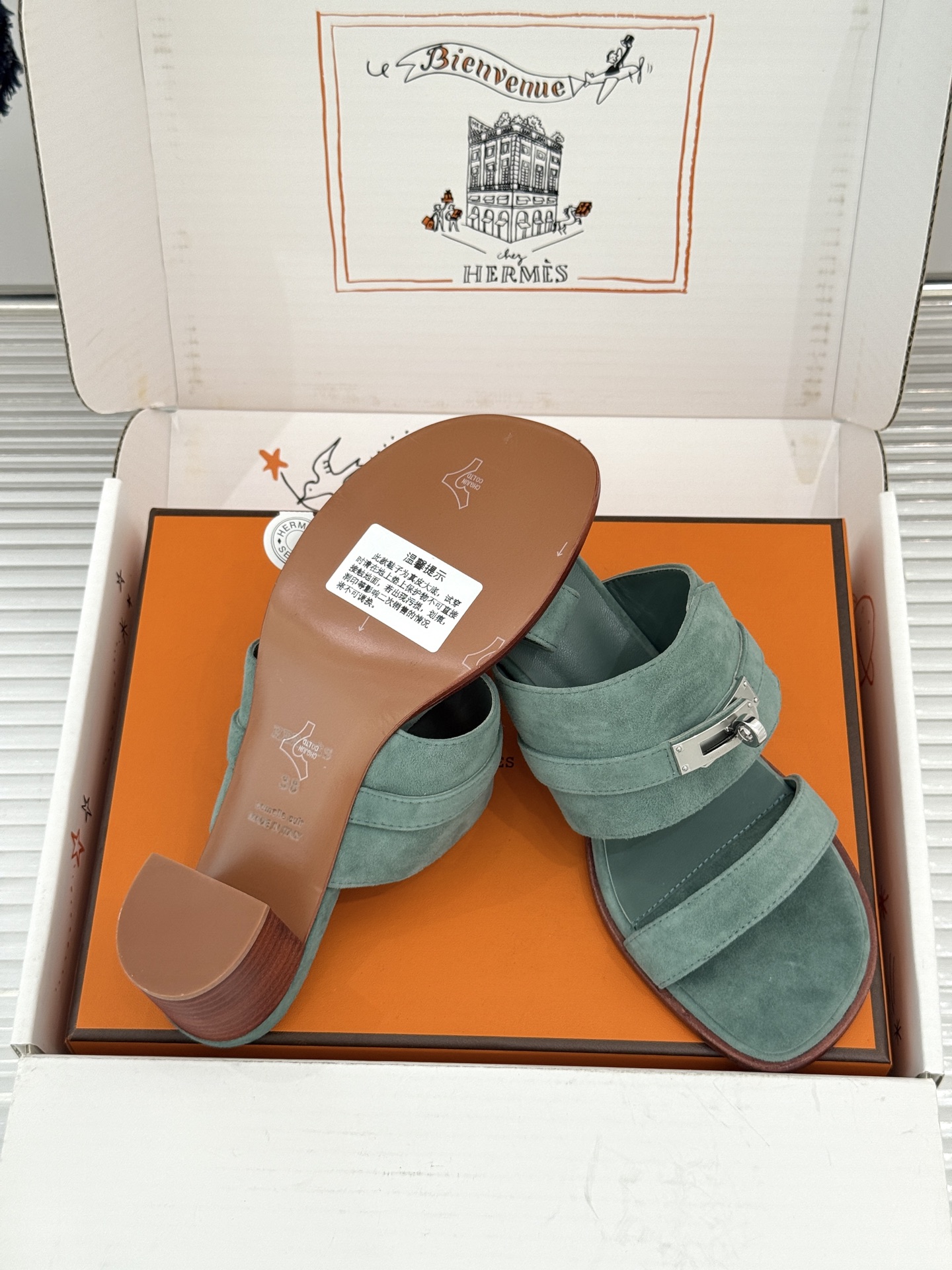 （配原版飞机盒）Hermès/爱马仕26WF新品Kelly扣一字带拖鞋夏日衣橱的点睛之笔质感经得住反复打