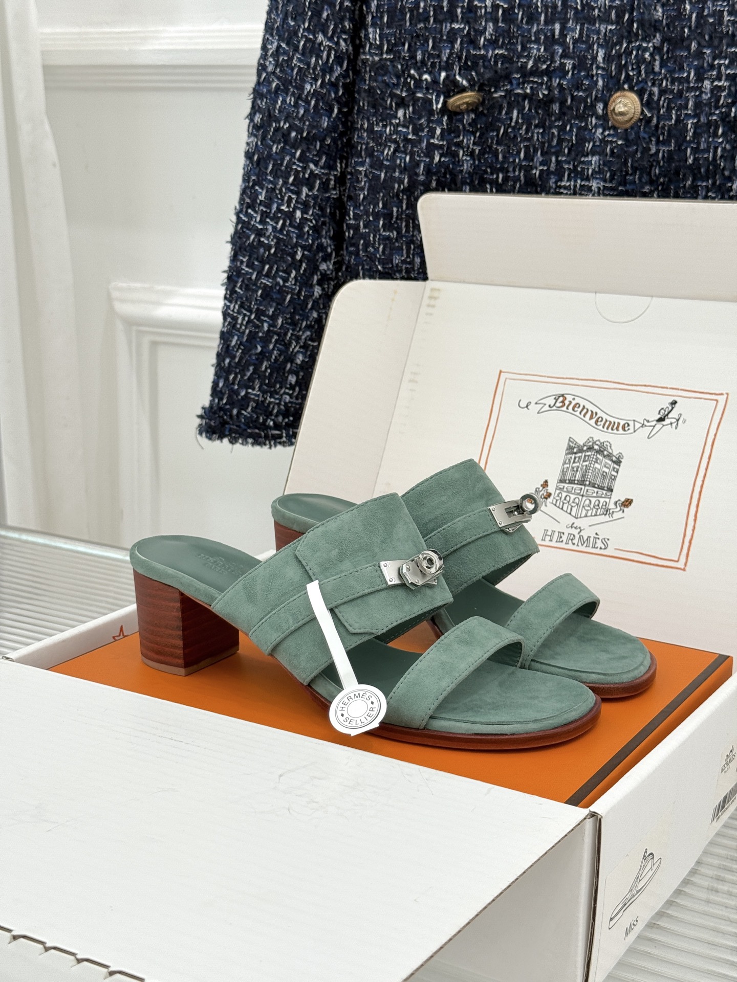（配原版飞机盒）Hermès/爱马仕26WF新品Kelly扣一字带拖鞋夏日衣橱的点睛之笔质感经得住反复打