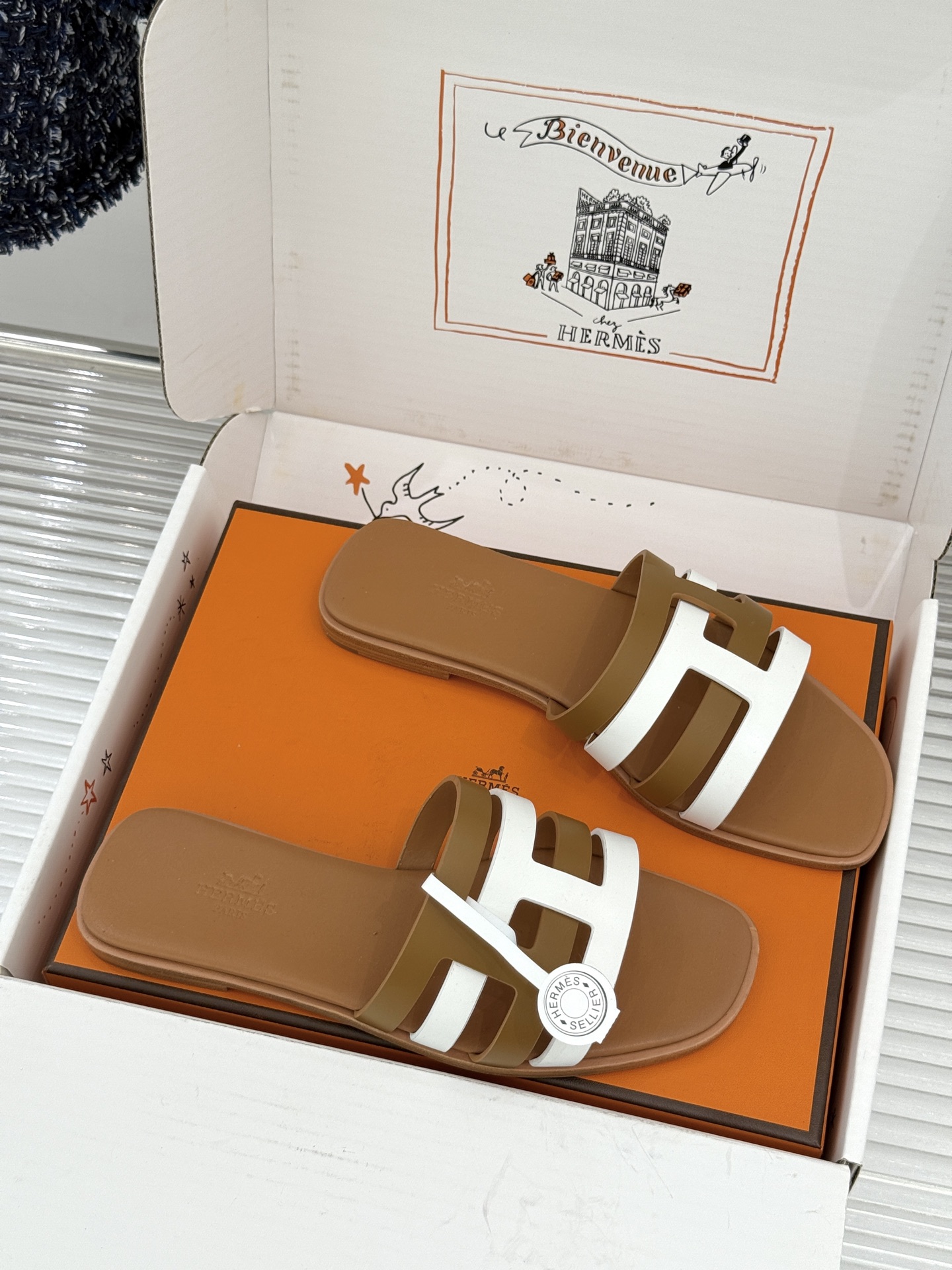 （配原版飞机盒）Hermès/爱马仕26WF新品拼色一字带拖鞋春夏衣橱点睛之笔质感经得住反复打量能穿好多