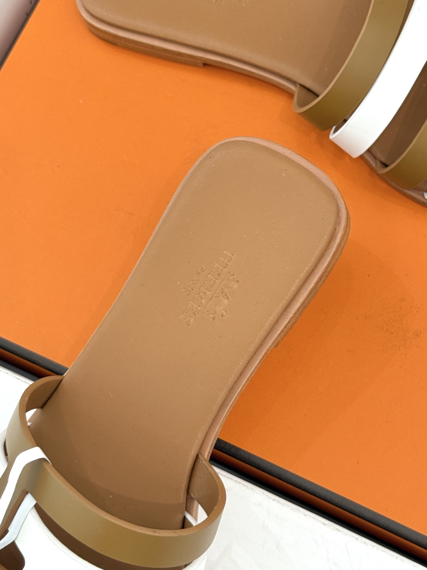 （配原版飞机盒）Hermès/爱马仕26WF新品拼色一字带拖鞋春夏衣橱点睛之笔质感经得住反复打量能穿好多
