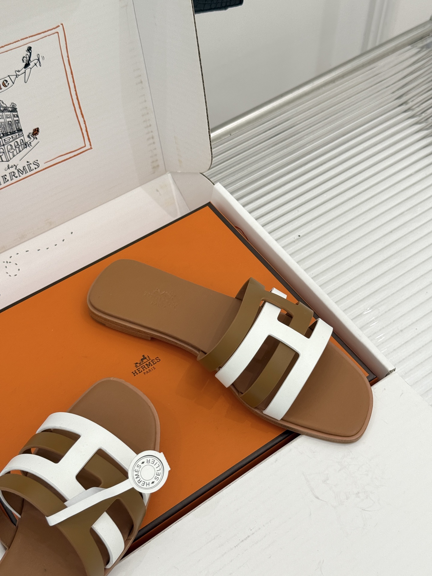 （配原版飞机盒）Hermès/爱马仕26WF新品拼色一字带拖鞋春夏衣橱点睛之笔质感经得住反复打量能穿好多