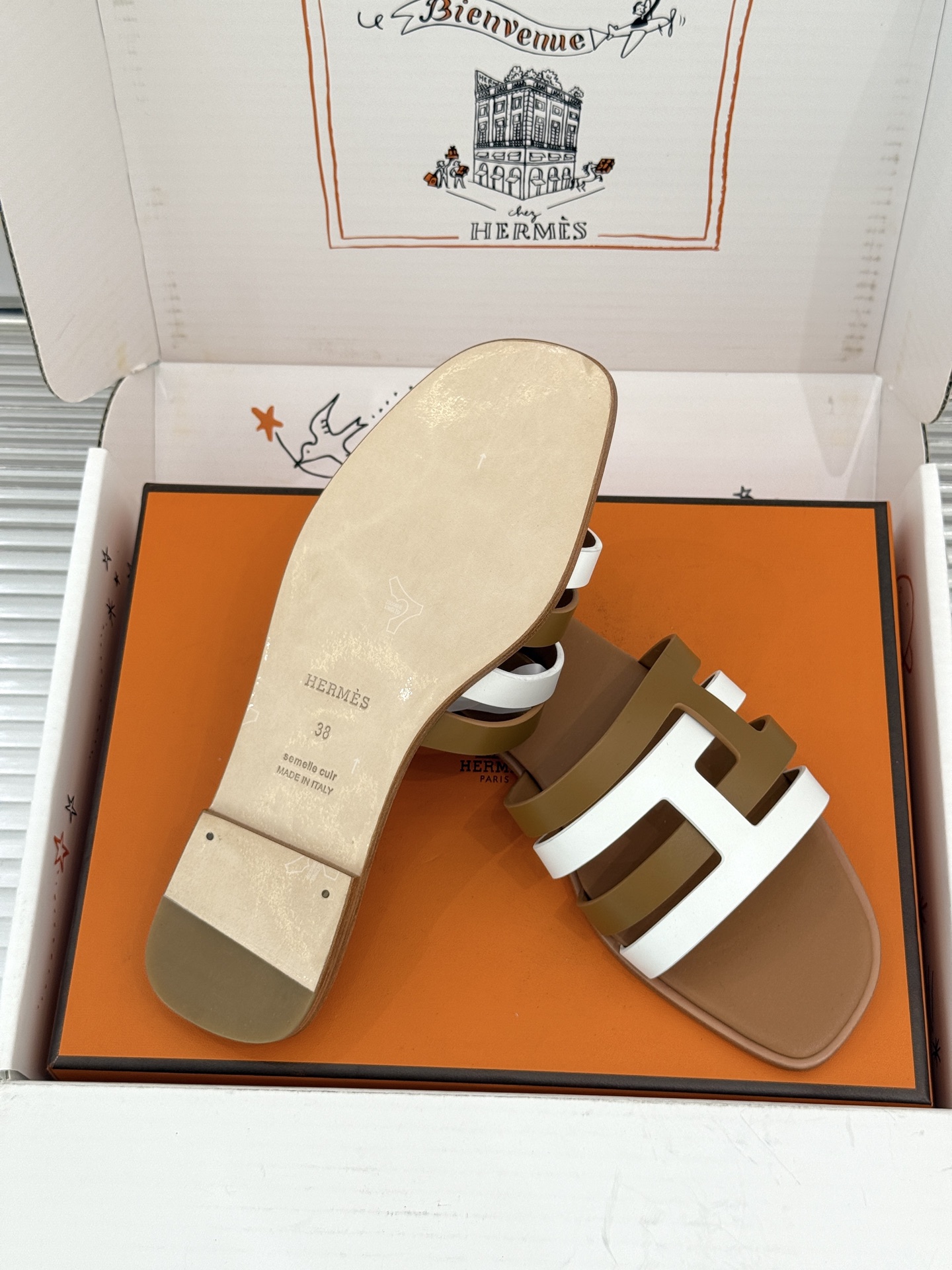 （配原版飞机盒）Hermès/爱马仕26WF新品拼色一字带拖鞋春夏衣橱点睛之笔质感经得住反复打量能穿好多