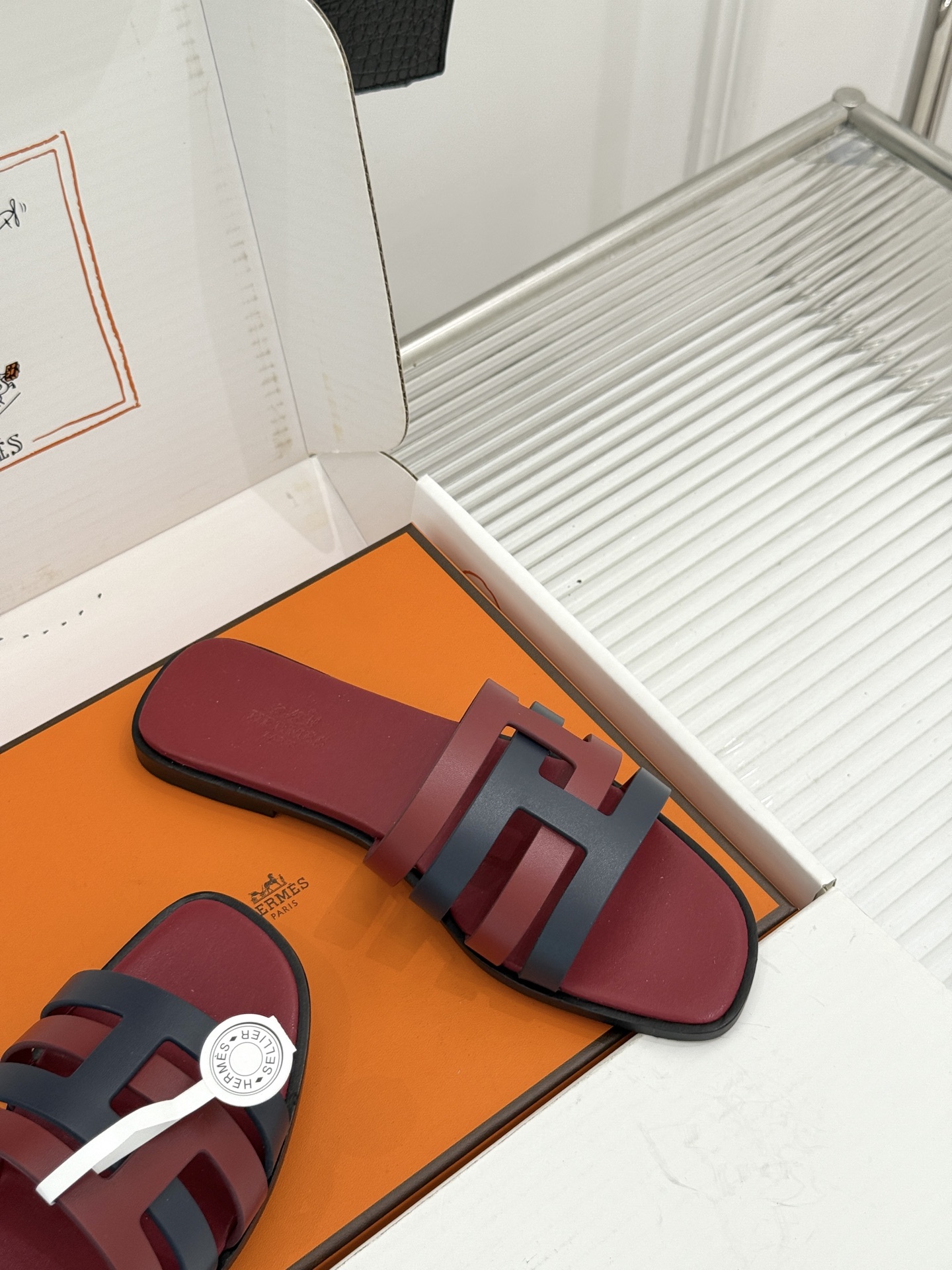 （配原版飞机盒）Hermès/爱马仕26WF新品拼色一字带拖鞋春夏衣橱点睛之笔质感经得住反复打量能穿好多
