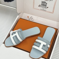 (配原版飞机盒)Hermès/爱马仕26WF新品拼色一字带拖鞋春夏衣橱点睛之笔质感经得住反复打量能穿好多 (配原版飞机盒)Hermès/爱马仕26WF新品拼色一字带拖鞋春夏衣橱点睛之笔质感经得住反复打量能穿好多
