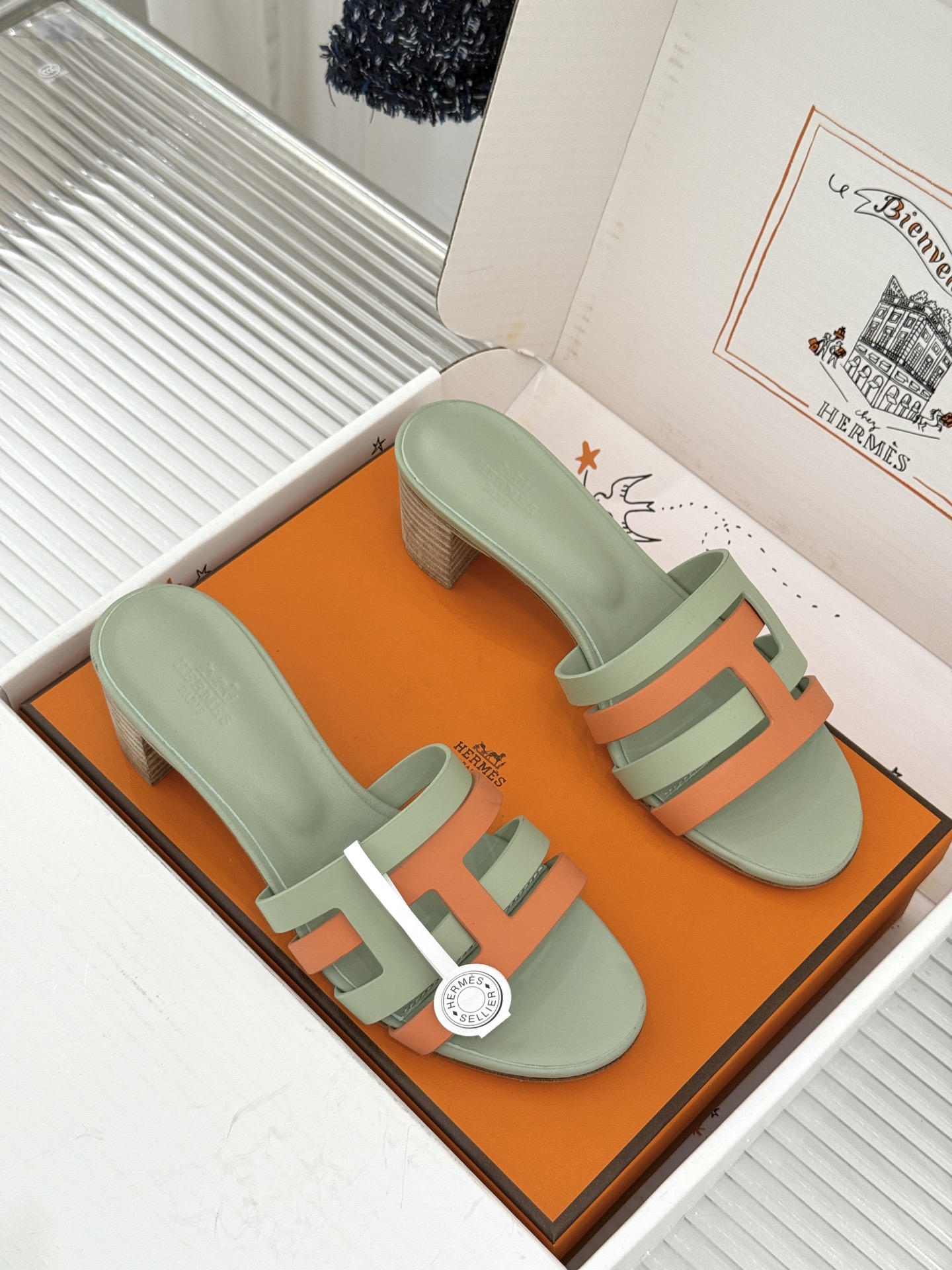 （配原版飞机盒）Hermès/爱马仕26WF新品拼色一字带拖鞋春夏衣橱点睛之笔质感经得住反复打量能穿好多