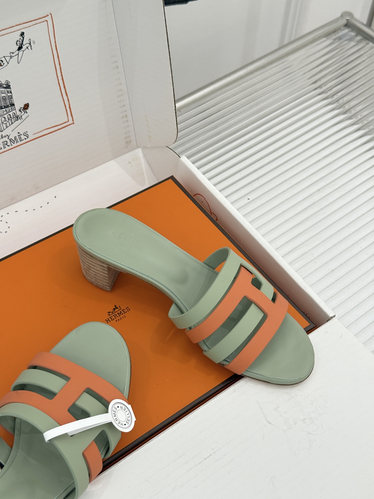 （配原版飞机盒）Hermès/爱马仕26WF新品拼色一字带拖鞋春夏衣橱点睛之笔质感经得住反复打量能穿好多
