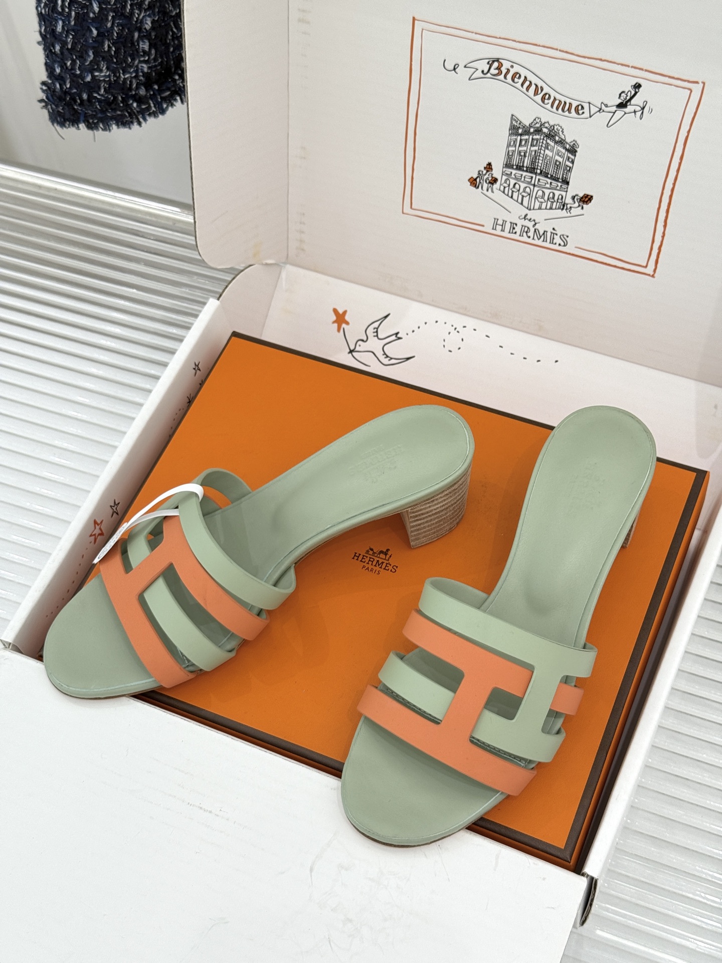 （配原版飞机盒）Hermès/爱马仕26WF新品拼色一字带拖鞋春夏衣橱点睛之笔质感经得住反复打量能穿好多