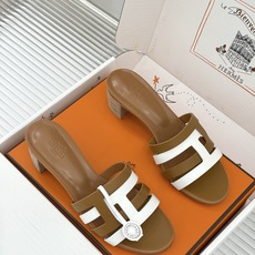 (配原版飞机盒)Hermès/爱马仕26WF新品拼色一字带拖鞋春夏衣橱点睛之笔质感经得住反复打量能穿好多 (配原版飞机盒)Hermès/爱马仕26WF新品拼色一字带拖鞋春夏衣橱点睛之笔质感经得住反复打量能穿好多