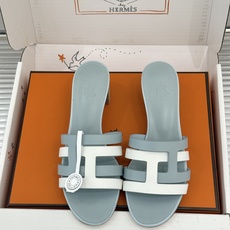 (配原版飞机盒)Hermès/爱马仕26WF新品拼色一字带拖鞋春夏衣橱点睛之笔质感经得住反复打量能穿好多 (配原版飞机盒)Hermès/爱马仕26WF新品拼色一字带拖鞋春夏衣橱点睛之笔质感经得住反复打量能穿好多