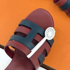 (配原版飞机盒)Hermès/爱马仕26WF新品拼色一字带拖鞋春夏衣橱点睛之笔质感经得住反复打量能穿好多 (配原版飞机盒)Hermès/爱马仕26WF新品拼色一字带拖鞋春夏衣橱点睛之笔质感经得住反复打量能穿好多