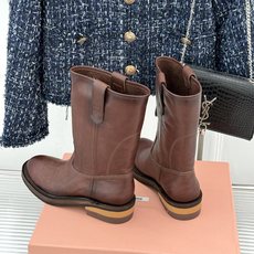 Miu Miu/缪缪26WF新品擦色做旧甜酷辣妹风短靴擦色做旧战损质感十足手工肌理每双皆独一甜酷辣妹风精 Miu Miu/缪缪26WF新品擦色做旧甜酷辣妹风短靴擦色做旧战损质感十足手工肌理每双皆独一甜酷辣妹风精
