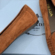 (原版飞机盒+10)Prada/普拉达26WF新品复古字母褶皱平底乐福鞋秋冬衣橱万能百搭单品上脚松弛氛围 (原版飞机盒+10)Prada/普拉达26WF新品复古字母褶皱平底乐福鞋秋冬衣橱万能百搭单品上脚松弛氛围