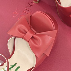 Valentino/华伦天奴26WF新品蝴蝶结恨天高防水台高跟凉鞋浪漫与锋芒完美交织立体蝴蝶结缀于鞋面防 Valentino/华伦天奴26WF新品蝴蝶结恨天高防水台高跟凉鞋浪漫与锋芒完美交织立体蝴蝶结缀于鞋面防