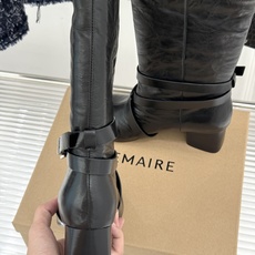 Lemaire 26WF新品皮带扣粗跟短靴秋冬衣橱的宝藏黑马款低调里藏着上乘做工上脚自带不费力高级感懂行 Lemaire 26WF新品皮带扣粗跟短靴秋冬衣橱的宝藏黑马款低调里藏着上乘做工上脚自带不费力高级感懂行