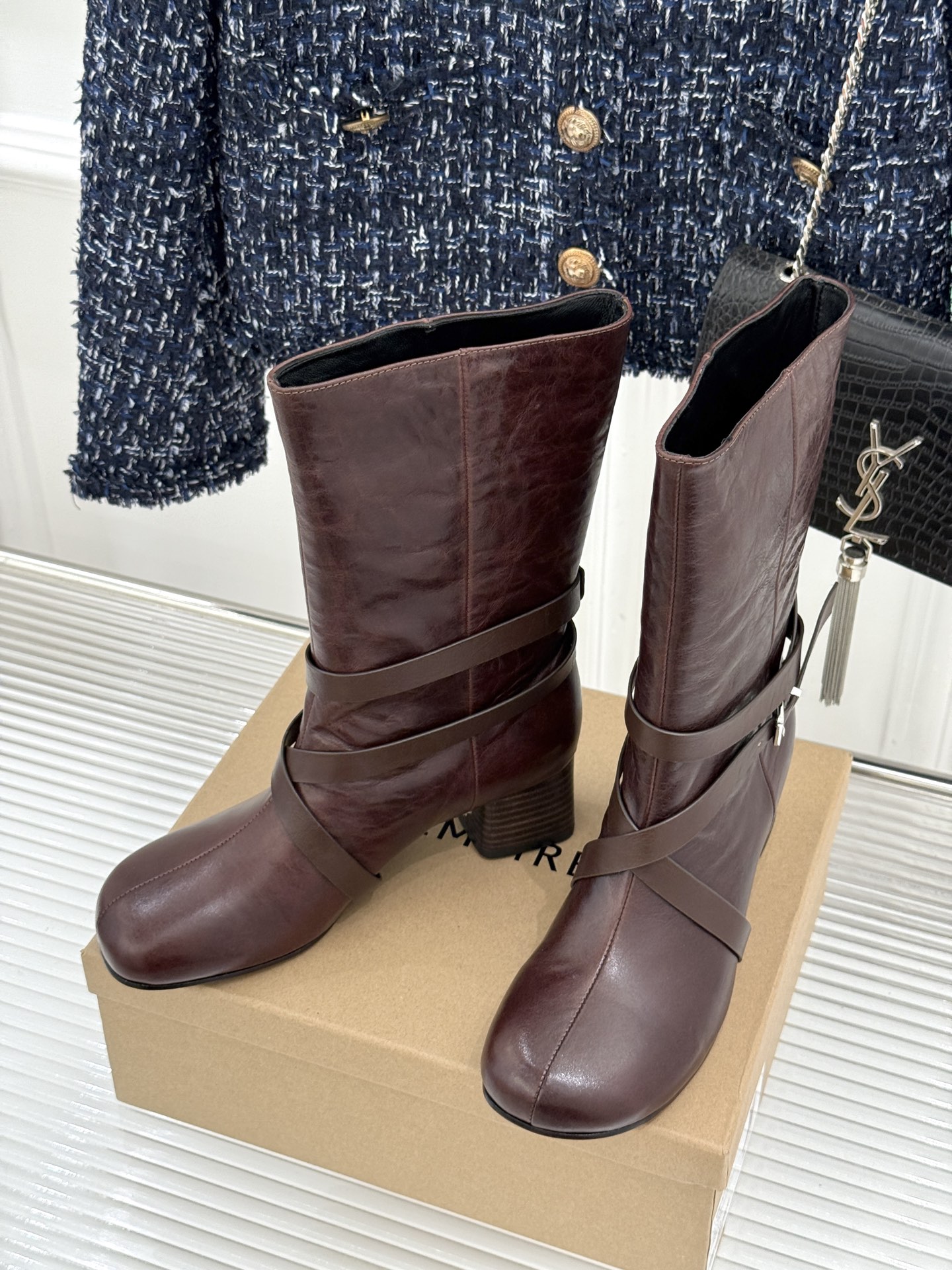 Lemaire 26WF新品皮带扣粗跟短靴秋冬衣橱的宝藏黑马款低调里藏着上乘做工上脚自带不费力高级感懂行