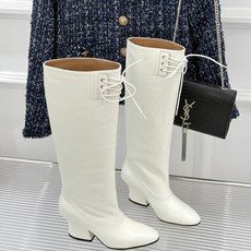 Jil Sander/吉尔桑达极26WF新品绑带粗跟长靴极简党秋冬的本命长靴低调鞋款辨识度却很高舒适与格 Jil Sander/吉尔桑达极26WF新品绑带粗跟长靴极简党秋冬的本命长靴低调鞋款辨识度却很高舒适与格