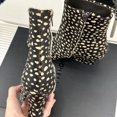 Jil Sander/吉尔桑达极26WF新品绑带粗跟短靴极简党秋冬的本命短靴低调鞋款辨识度却很高舒适与格 Jil Sander/吉尔桑达极26WF新品绑带粗跟短靴极简党秋冬的本命短靴低调鞋款辨识度却很高舒适与格