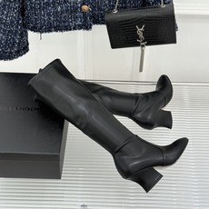 Jil Sander/吉尔桑达极26WF新品粗跟弹力靴系列秋冬衣橱百搭刚需单品低调奢牌诚意之作弹力靴筒妥 Jil Sander/吉尔桑达极26WF新品粗跟弹力靴系列秋冬衣橱百搭刚需单品低调奢牌诚意之作弹力靴筒妥