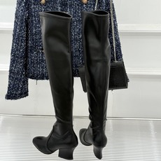 Jil Sander/吉尔桑达极26WF新品粗跟弹力靴系列秋冬衣橱百搭刚需单品低调奢牌诚意之作弹力靴筒妥 Jil Sander/吉尔桑达极26WF新品粗跟弹力靴系列秋冬衣橱百搭刚需单品低调奢牌诚意之作弹力靴筒妥