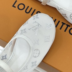 L*V驴家26WF新品网纱水钻平底玛丽珍鞋网纱缀钻玛丽珍登场轻纱覆足笼着朦胧柔光水钻折射细碎星光玛丽珍扣 L*V驴家26WF新品网纱水钻平底玛丽珍鞋网纱缀钻玛丽珍登场轻纱覆足笼着朦胧柔光水钻折射细碎星光玛丽珍扣