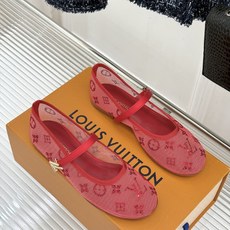 L*V驴家26WF新品网纱水钻平底玛丽珍鞋网纱缀钻玛丽珍登场轻纱覆足笼着朦胧柔光水钻折射细碎星光玛丽珍扣 L*V驴家26WF新品网纱水钻平底玛丽珍鞋网纱缀钻玛丽珍登场轻纱覆足笼着朦胧柔光水钻折射细碎星光玛丽珍扣