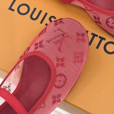 L*V驴家26WF新品网纱水钻平底玛丽珍鞋网纱缀钻玛丽珍登场轻纱覆足笼着朦胧柔光水钻折射细碎星光玛丽珍扣 L*V驴家26WF新品网纱水钻平底玛丽珍鞋网纱缀钻玛丽珍登场轻纱覆足笼着朦胧柔光水钻折射细碎星光玛丽珍扣